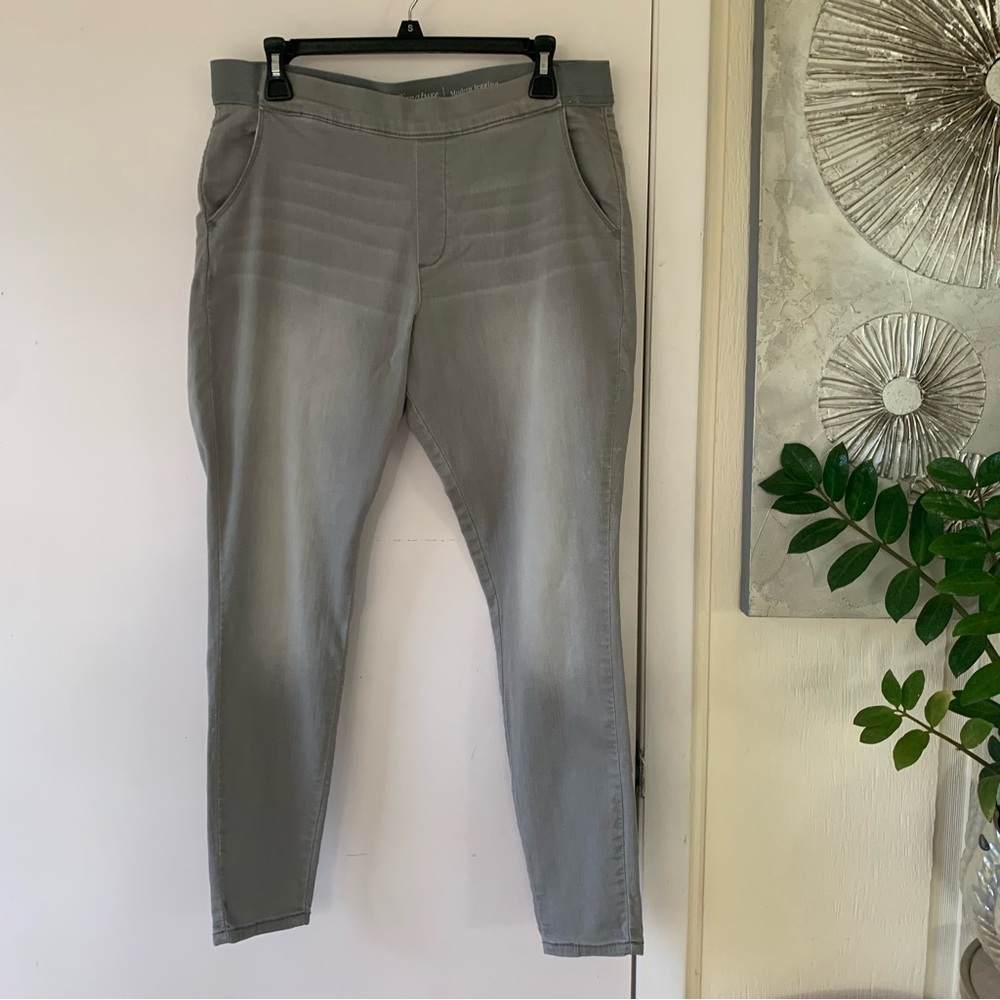Levi Strauss Signature gray cotton blend modern jegging size 14 w 32